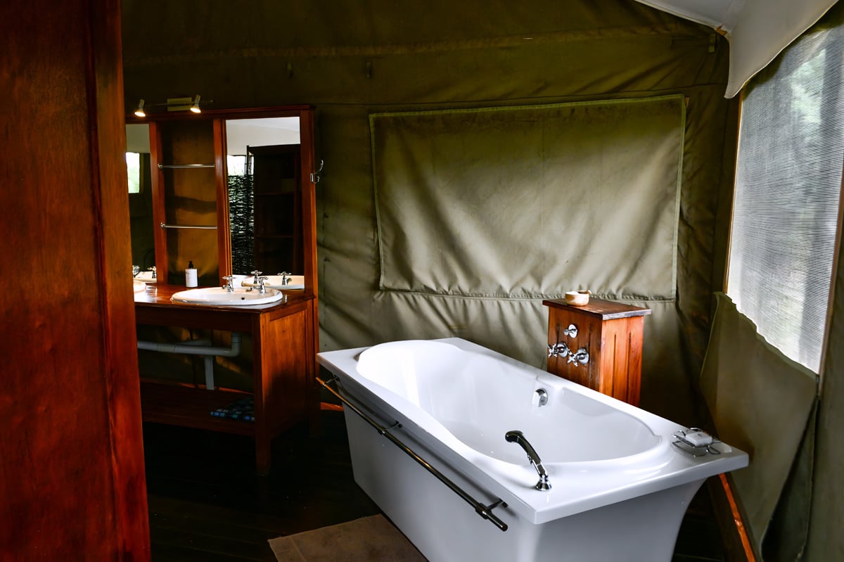 tent-bath