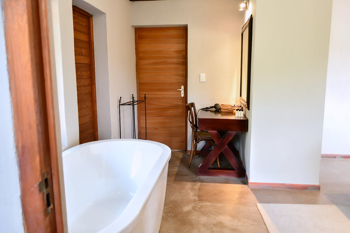 upgraded-tent-interior-bathroom-2